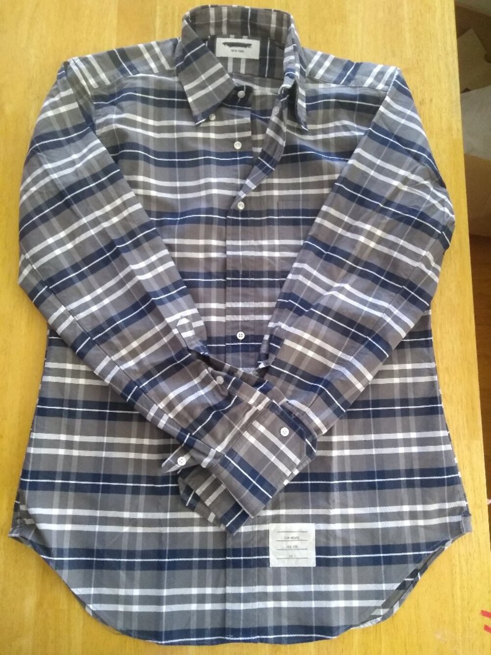 New Thom Browne Check Oxford M TB3